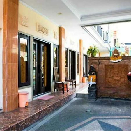 Antara Sunset Road Hotel Legian Exterior foto