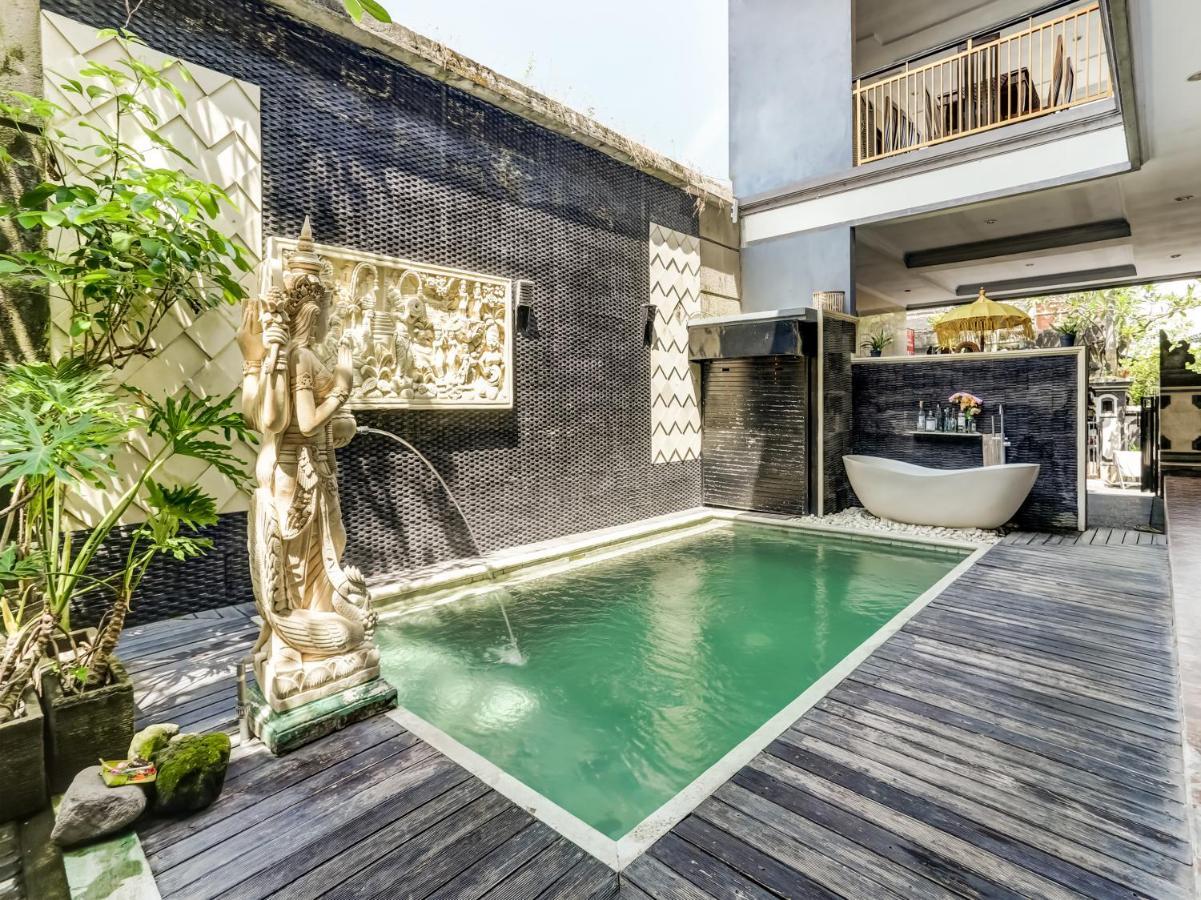 Antara Sunset Road Hotel Legian Exterior foto