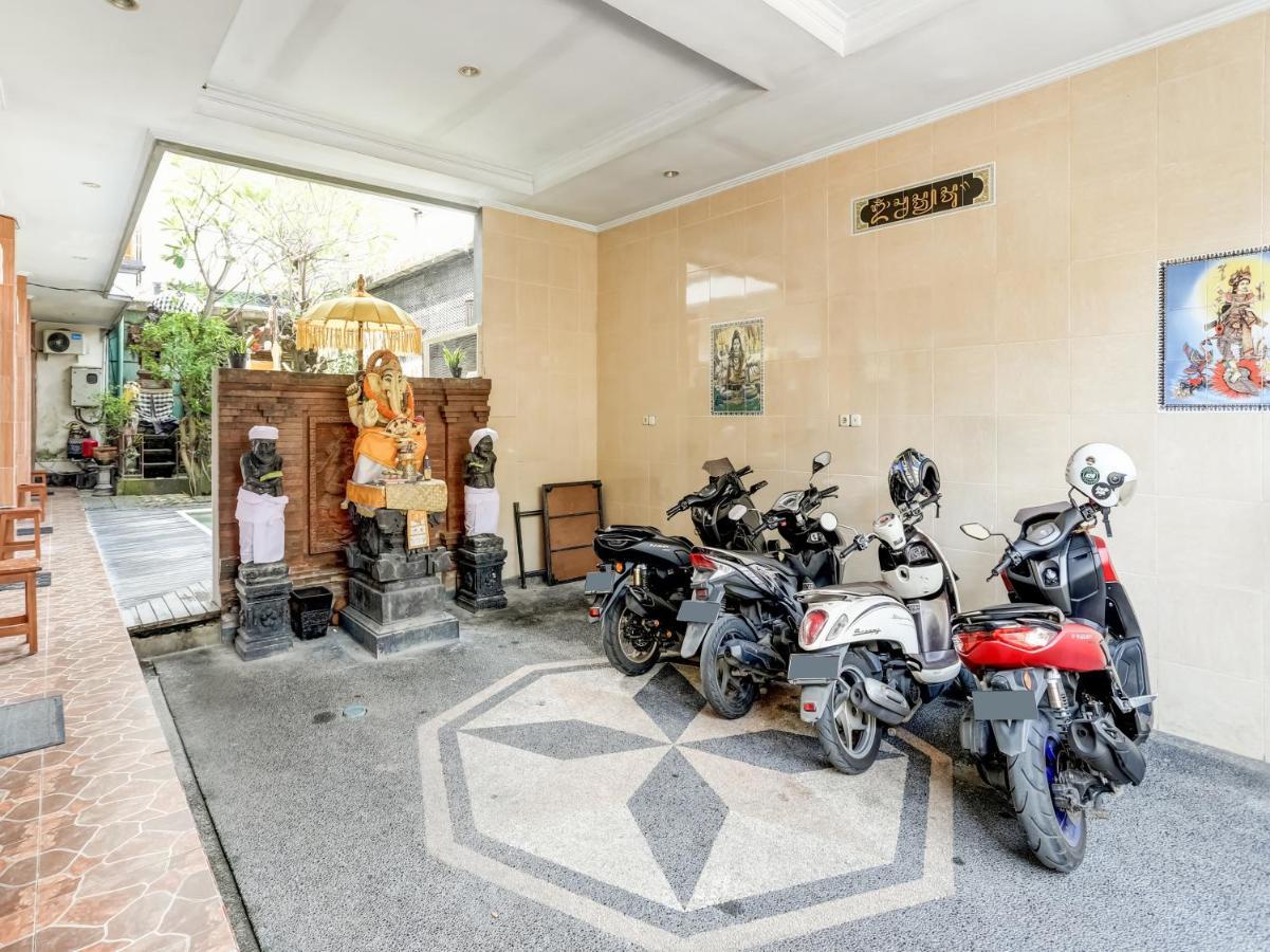 Antara Sunset Road Hotel Legian Exterior foto