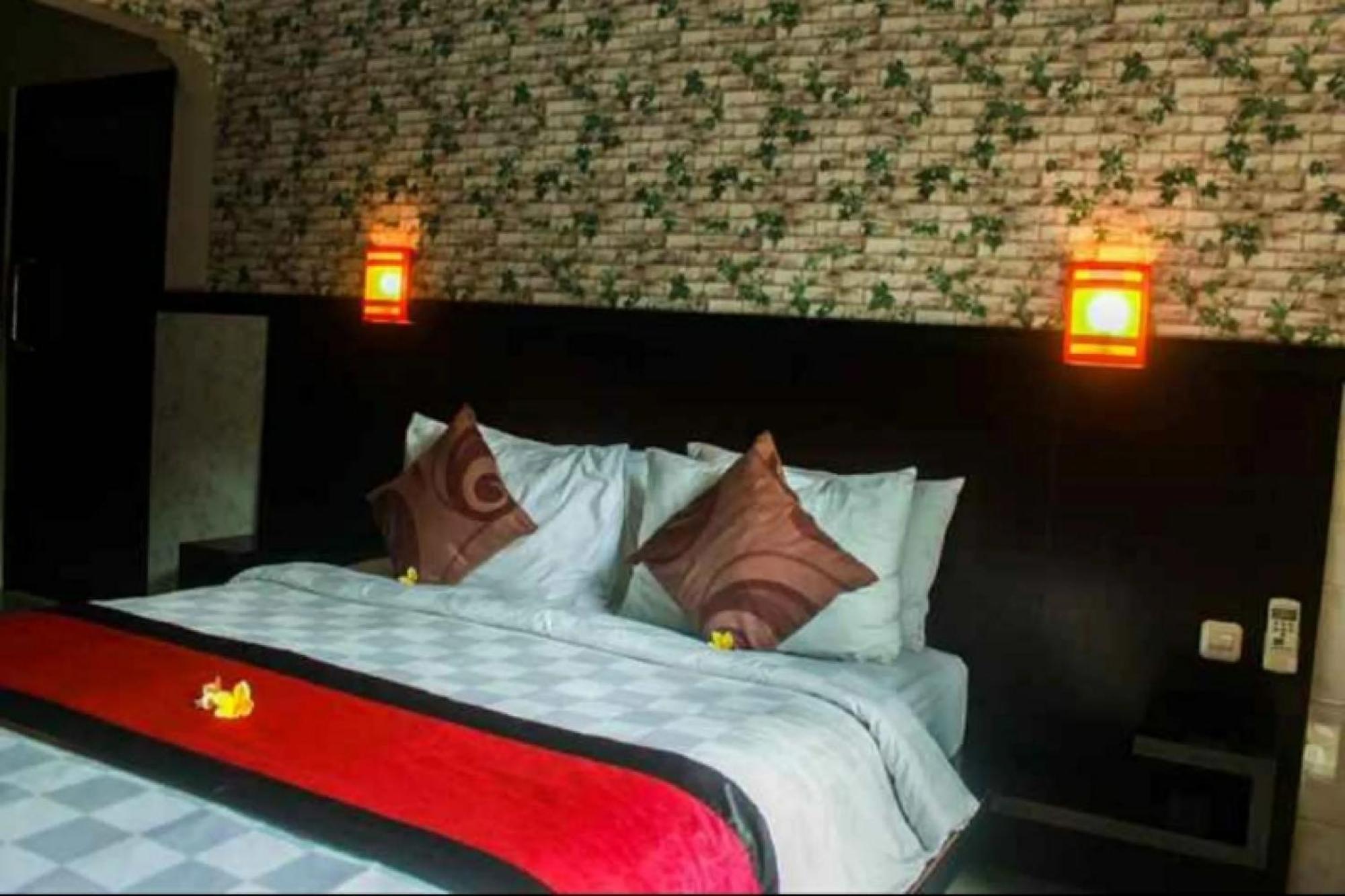 Antara Sunset Road Hotel Legian Exterior foto